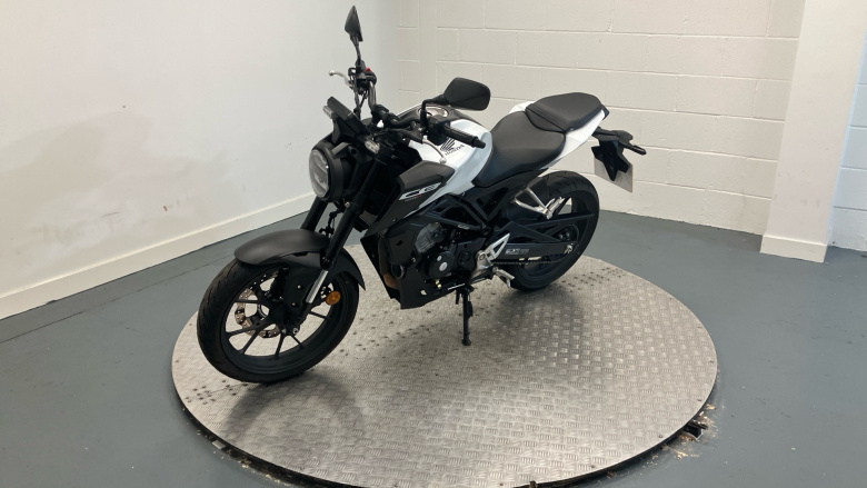 Honda CB125F (24MY)